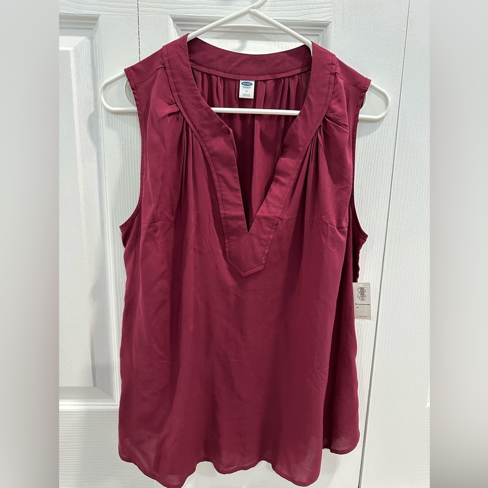 Women’s Sleeveless Top